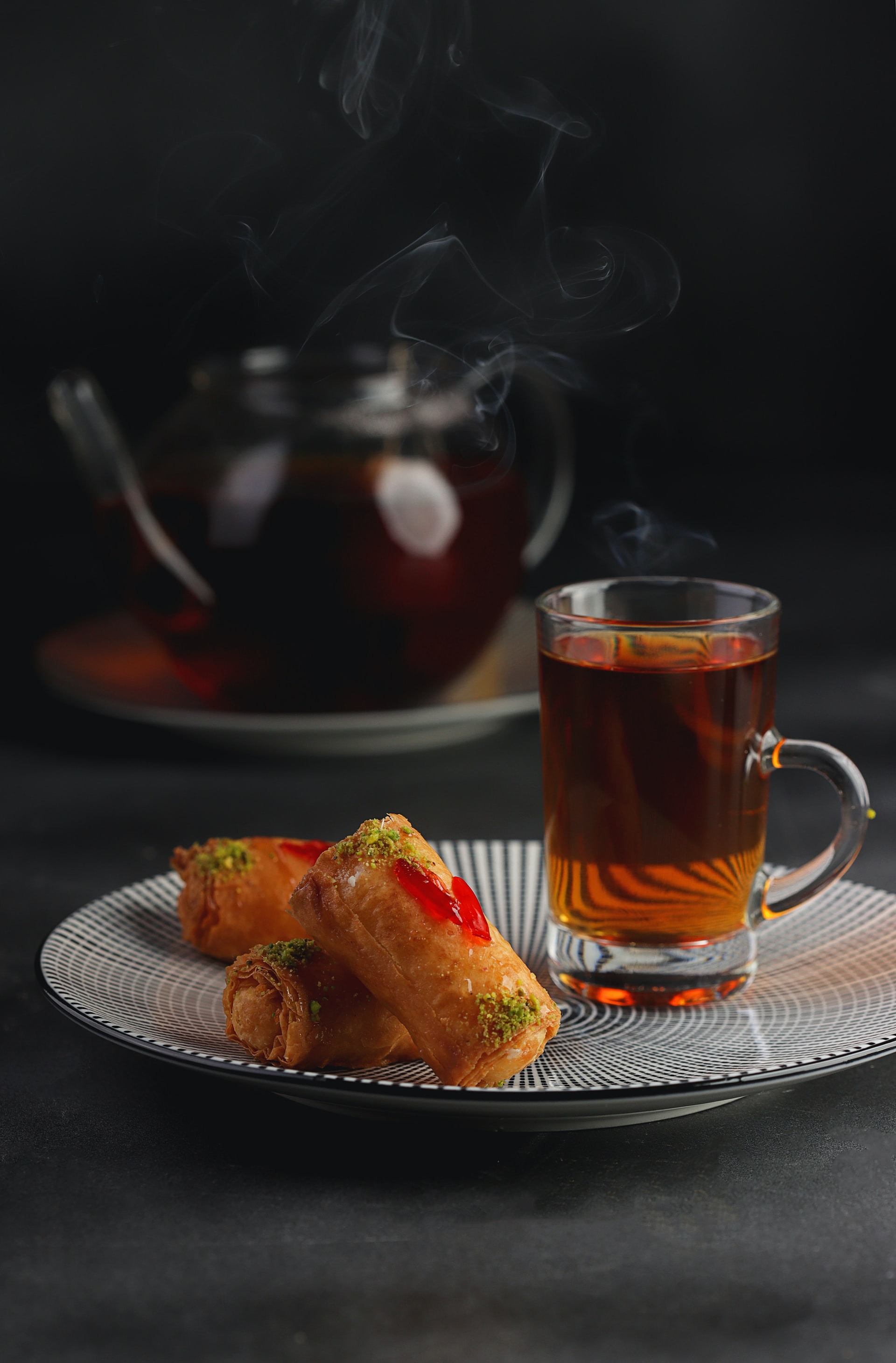 متى فرض الصيام شهر رمضان